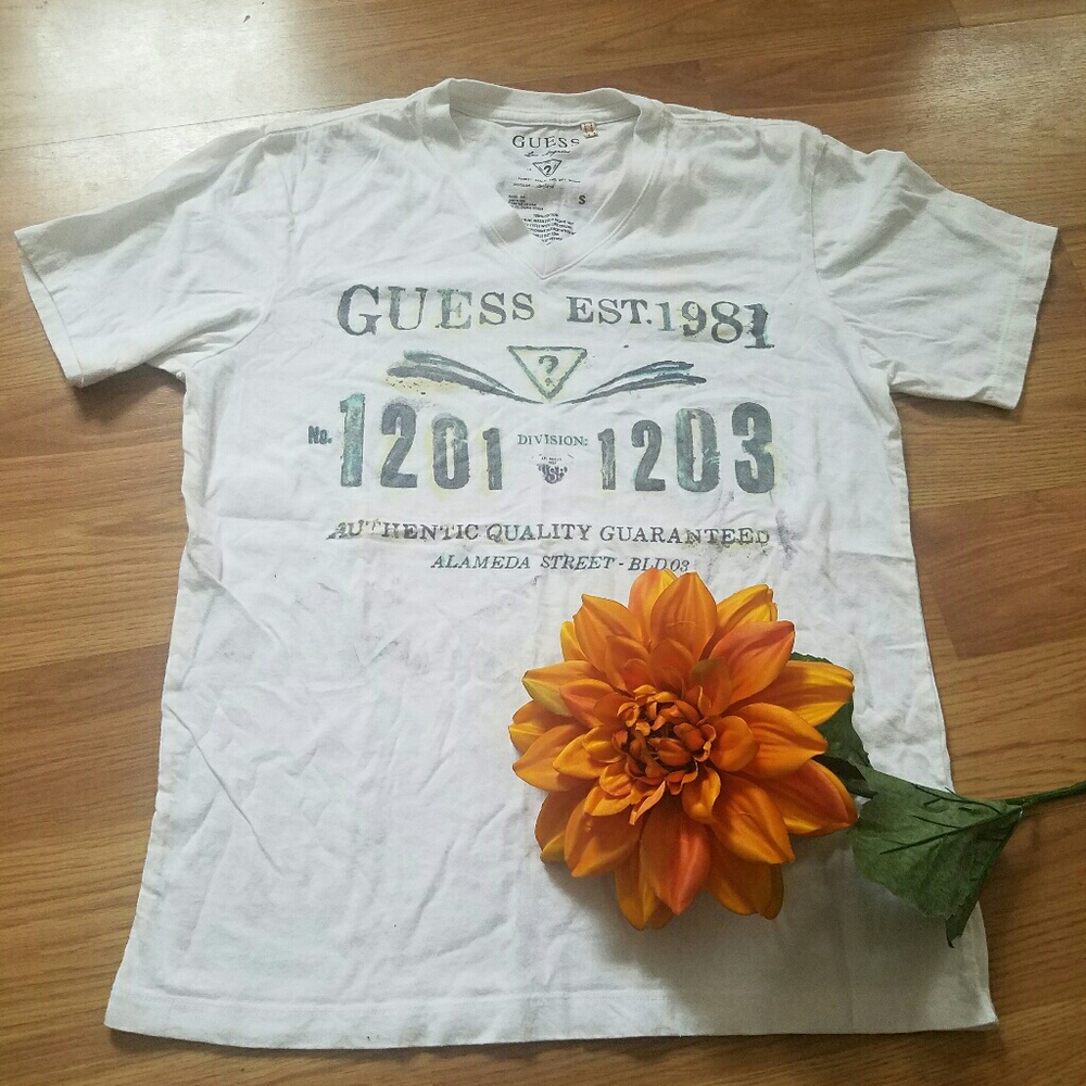GUESS MAN T-SHIRT - Picture 2 of 3